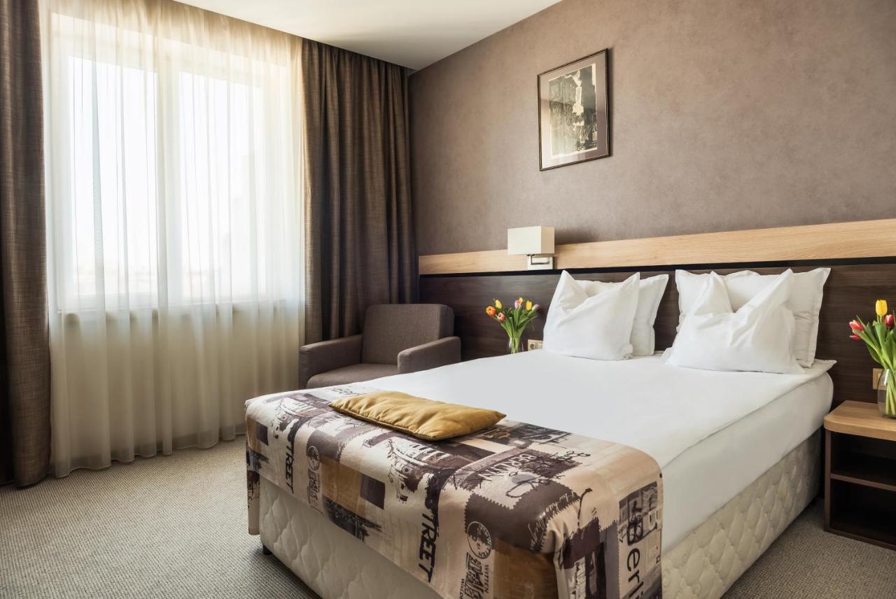 Dunav Plaza Hotel Ruse Exterior foto